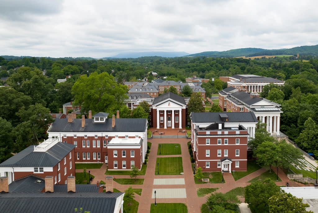 Explore opportunities at public universities around Short Pump—accessibility, diversity, and quality education.
