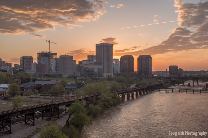 Discover picturesque sunrise scenes in the Richmond area, including Short Pump.
